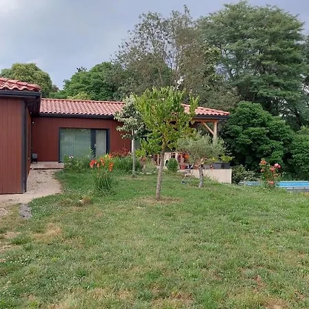 Maison Et Piscine Bien Situee En Sud Ardeche Tres Grand Jardin Villa