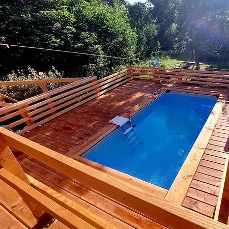Villa Maison Et Piscine Bien Situee En Sud Ardeche Tres Grand Jardin *
